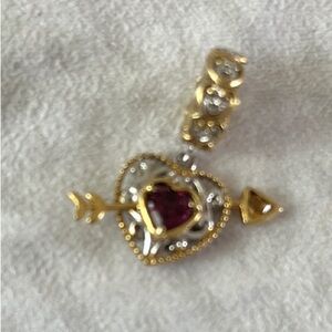 Gems En Vogue heart charm